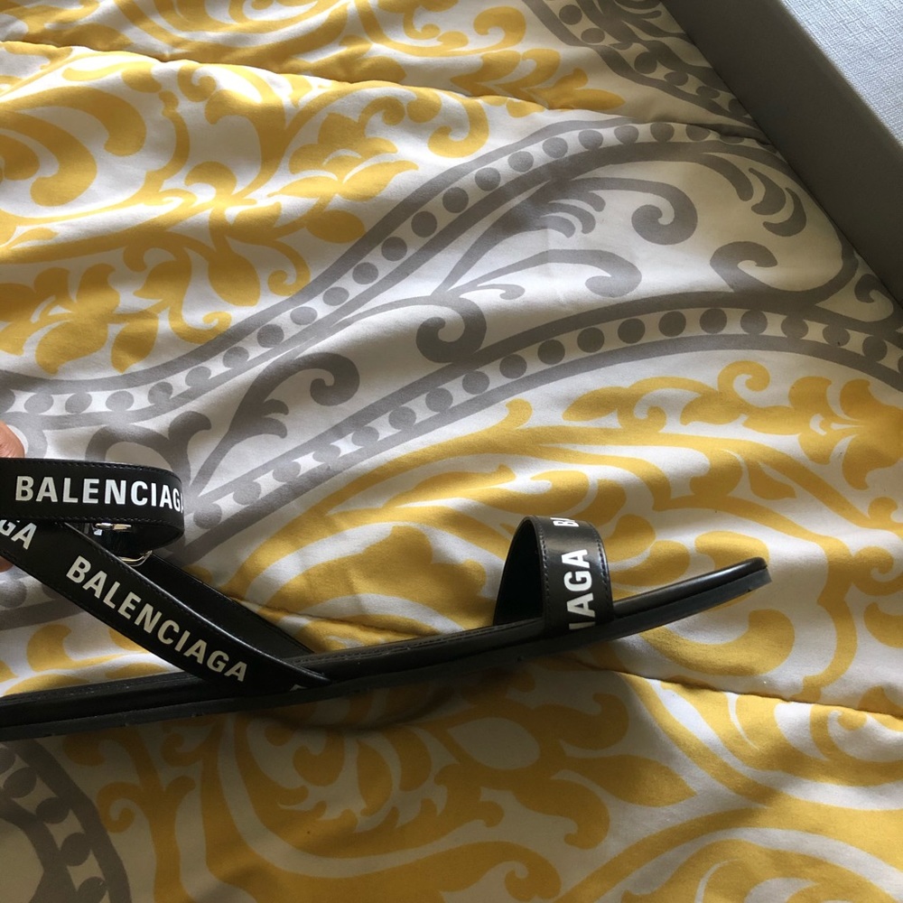 Balenciaga flat sandals